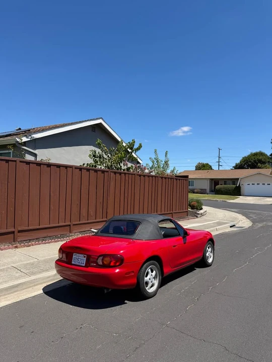1999 Mazda NB MX-5 Miata - Image 5 of 12