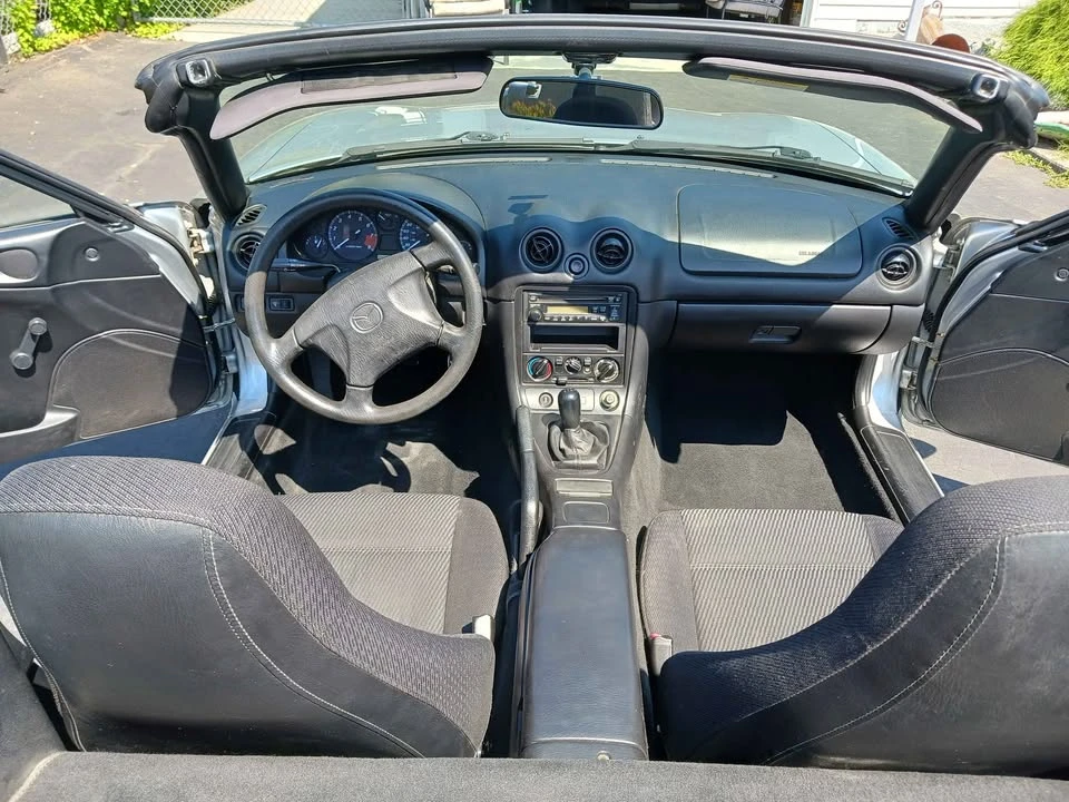 1999 Mazda NB MX-5 Miata - Image 2 of 5