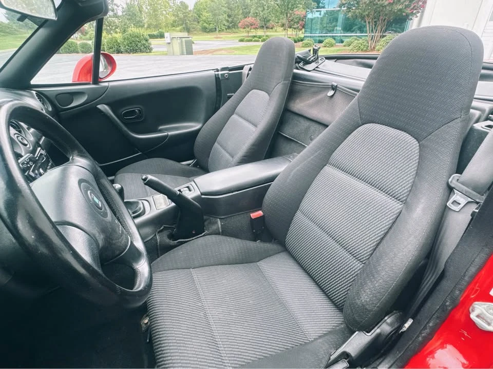 1999 Mazda NB MX-5 Miata - Image 4 of 16