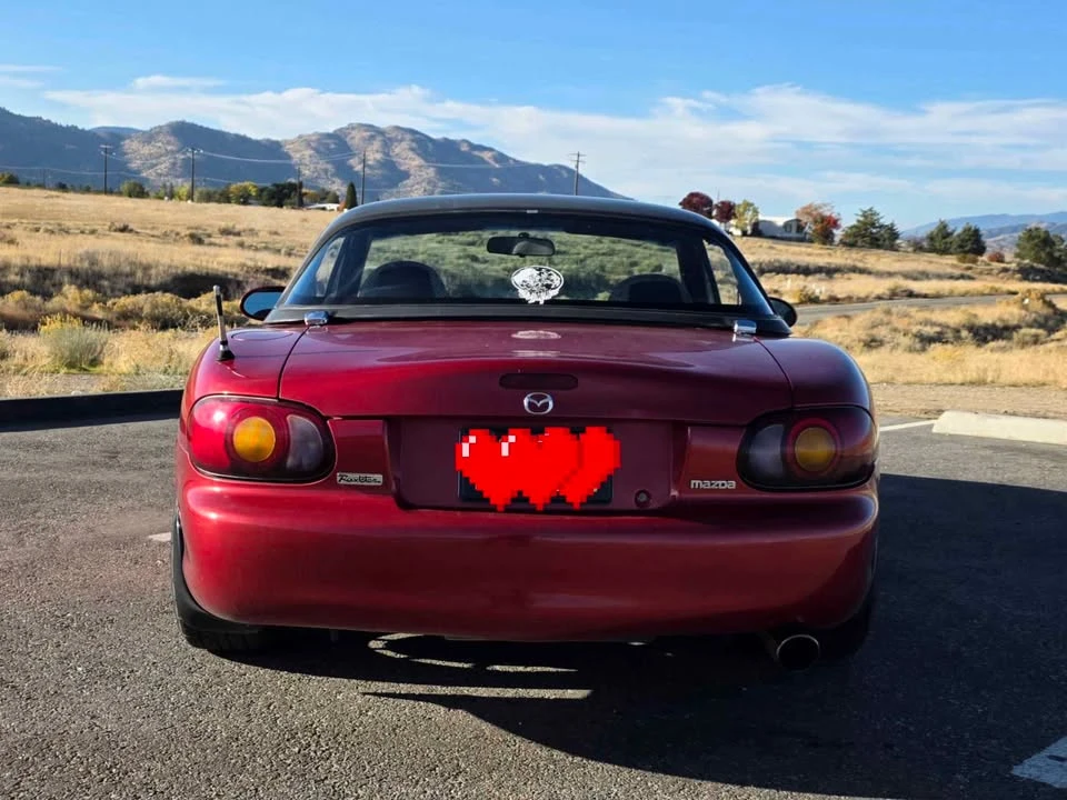 1999 Mazda NB MX-5 Miata - Image 4 of 8