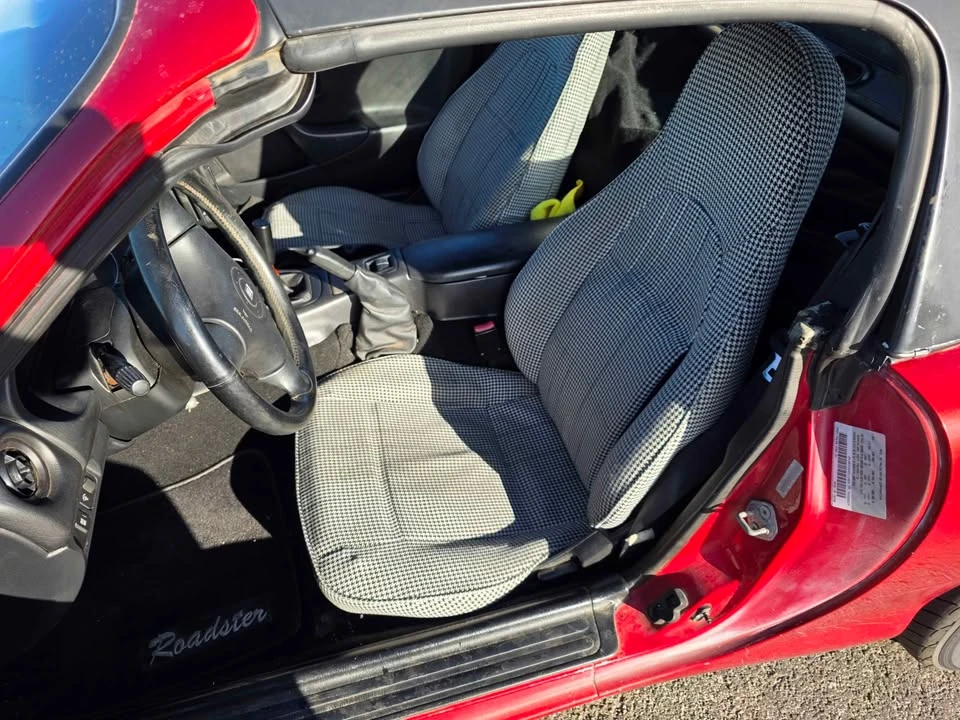 1999 Mazda NB MX-5 Miata - Image 6 of 8