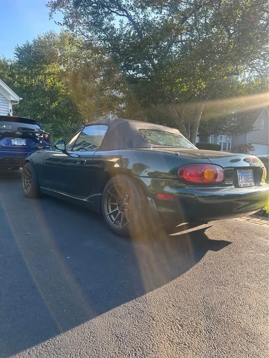 1999 Mazda NB MX-5 Miata - Image 2 of 10