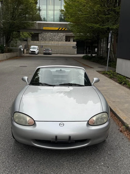 1999 Mazda NB MX-5 Miata - Image 9 of 12
