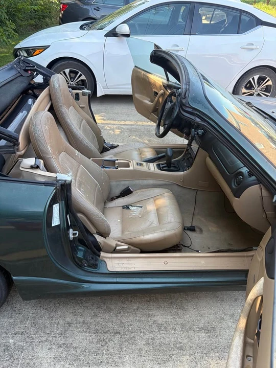 1999 Mazda NB MX-5 Miata - Image 12 of 16