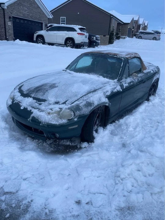 1999 Mazda NB MX-5 Miata - Image 5 of 16