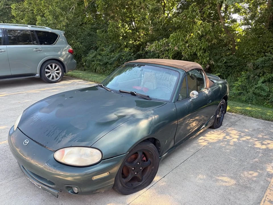 1999 Mazda NB MX-5 Miata - Image 8 of 16
