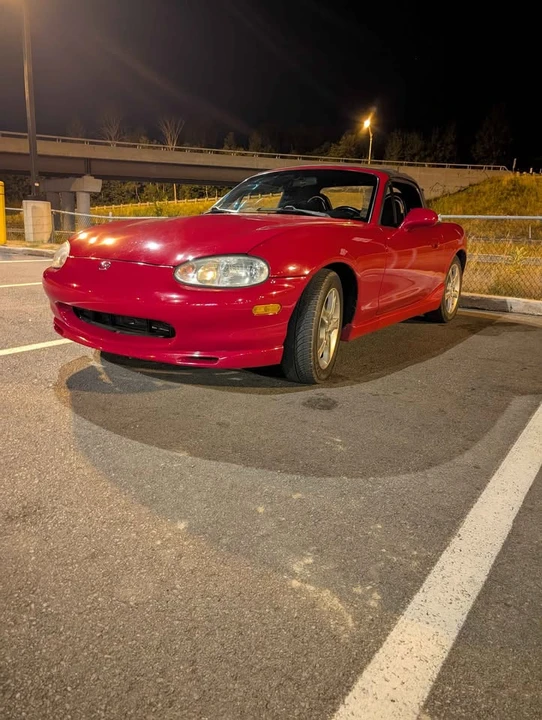 1999 Mazda NB MX-5 Miata - Image 8 of 8