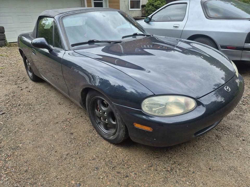 1999 Mazda NB MX-5 Miata - Image 2 of 4