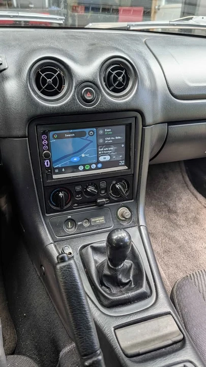 1999 Mazda NB MX-5 Miata - Image 7 of 10
