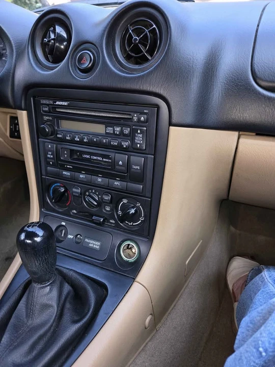 1999 Mazda NB MX-5 Miata - Image 4 of 6