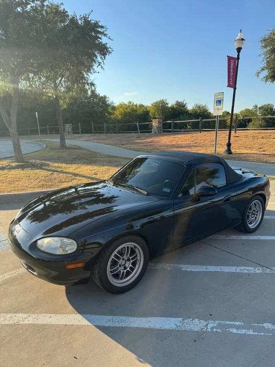 1999 Mazda NB MX-5 Miata - Image 3 of 12