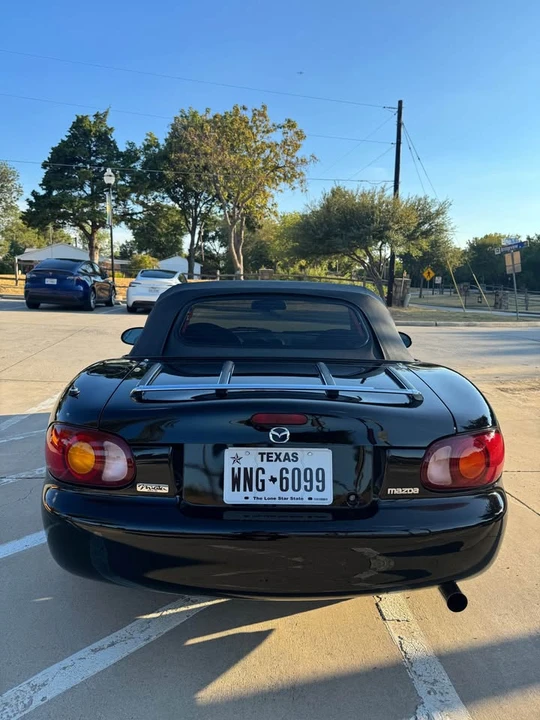 1999 Mazda NB MX-5 Miata - Image 5 of 12