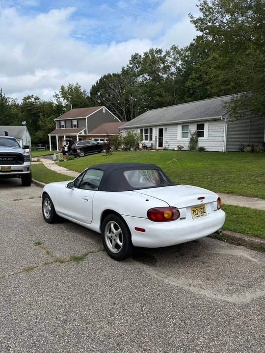1999 Mazda NB MX-5 Miata - Image 2 of 7