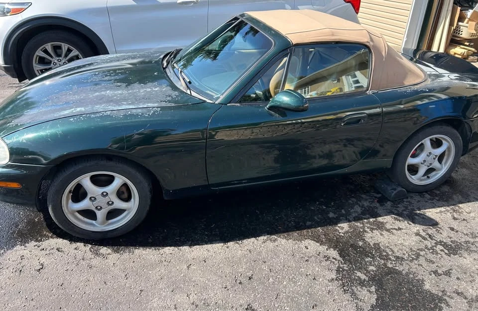 1999 Mazda NB MX-5 Miata - Image 2 of 12