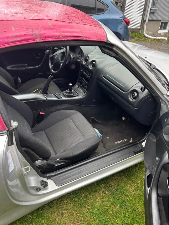 1999 Mazda NB MX-5 Miata - Image 6 of 6