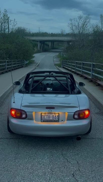 1999 Mazda NB MX-5 Miata - Image 2 of 9