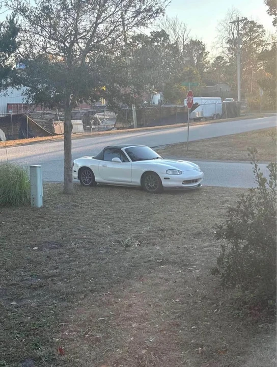 1999 Mazda NB MX-5 Miata - Image 7 of 11