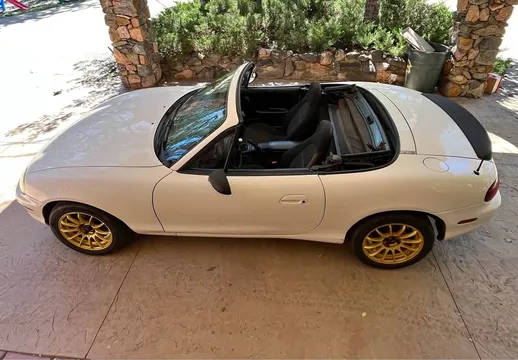 1999 Mazda MX-5