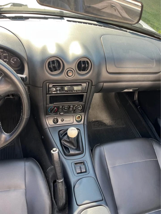 1999 Mazda NB MX-5 Miata - Image 14 of 20