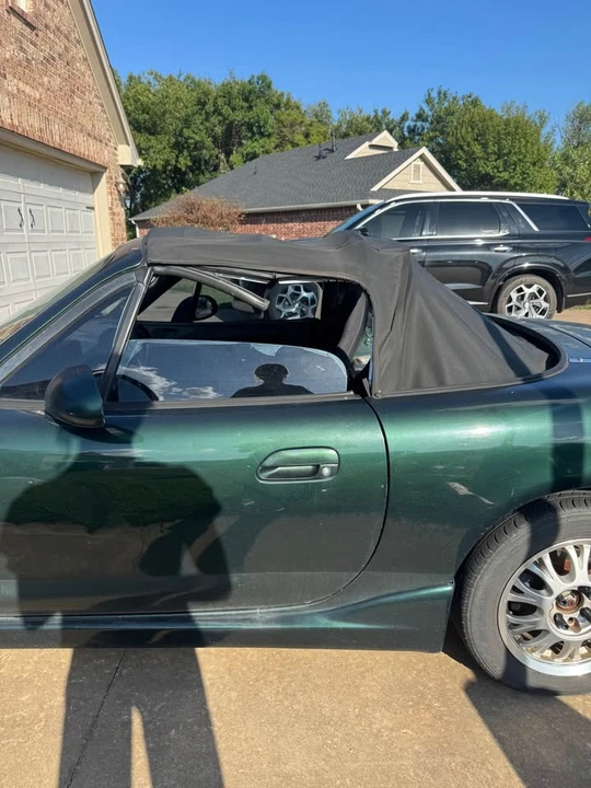 1999 Mazda NB MX-5 Miata - Image 6 of 15