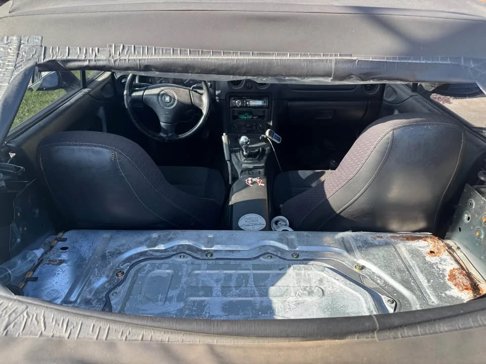 1999 Mazda NB MX-5 Miata - Image 11 of 15