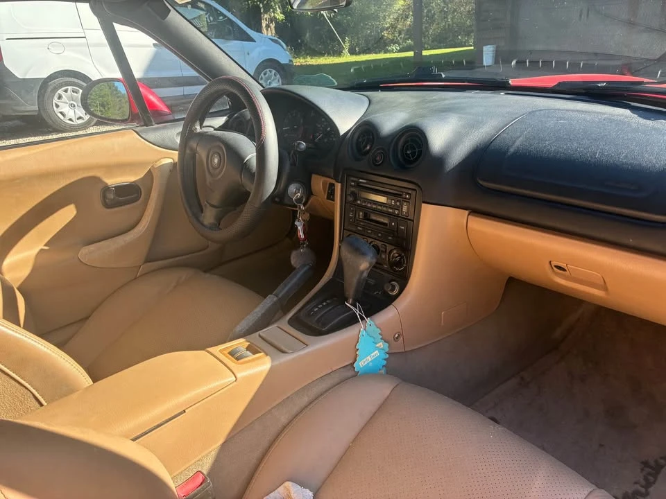 1999 Mazda NB MX-5 Miata - Image 5 of 6