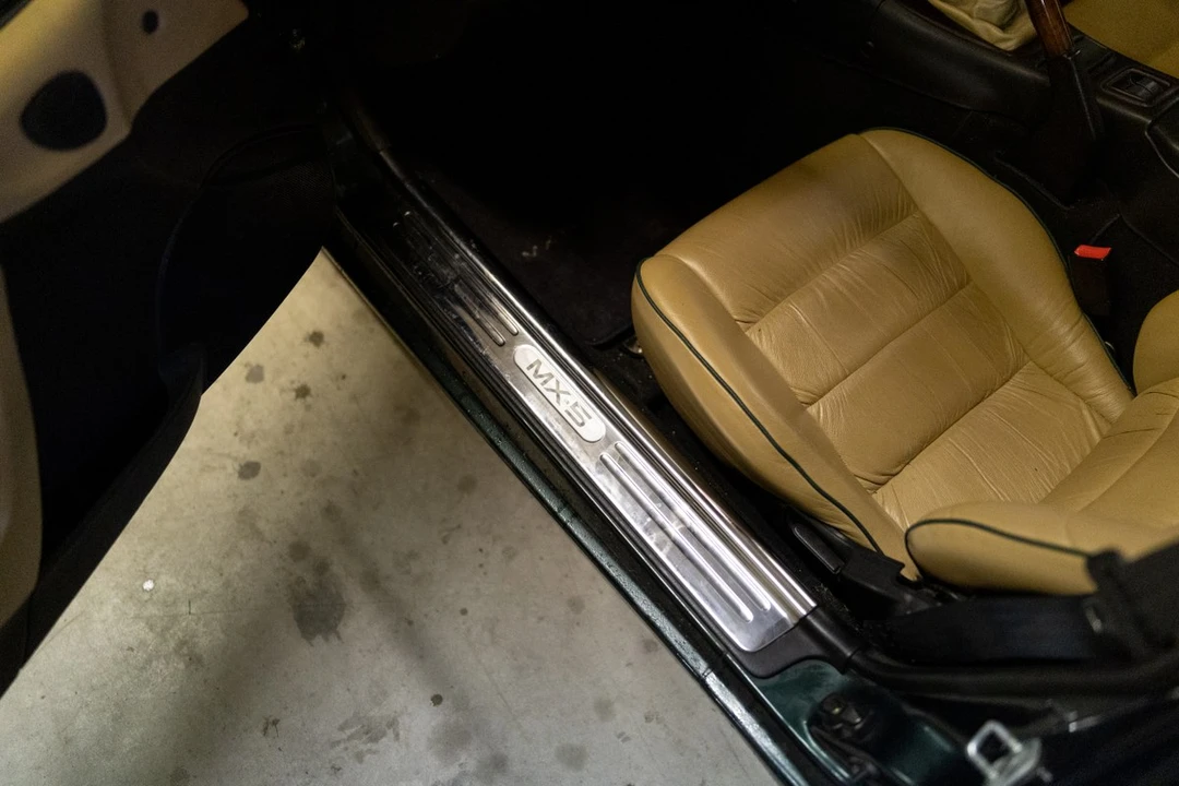 1999 Mazda NB MX-5 Miata - Image 21 of 30