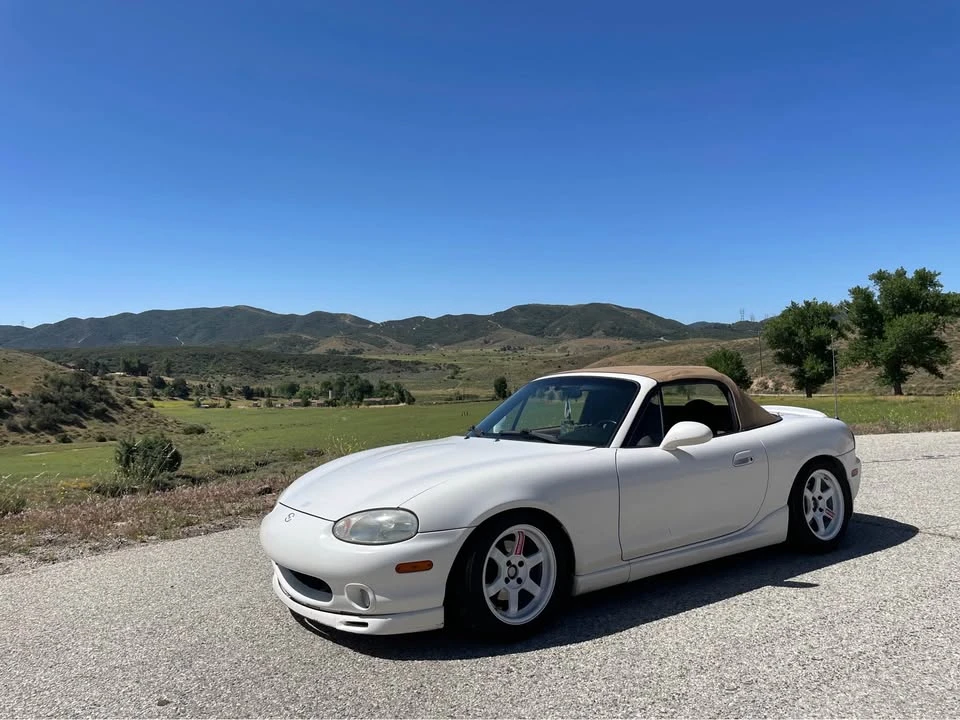 1999 Mazda NB MX-5 Miata - Image 2 of 8