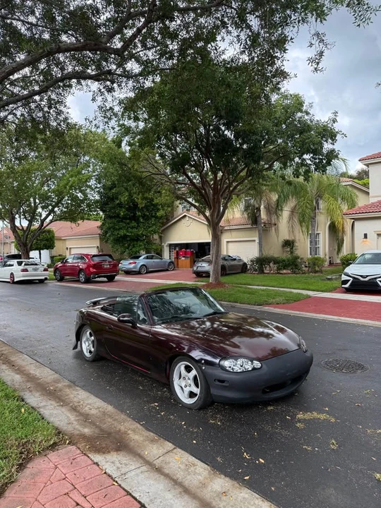 1999 Mazda NB MX-5 Miata - Image 7 of 10