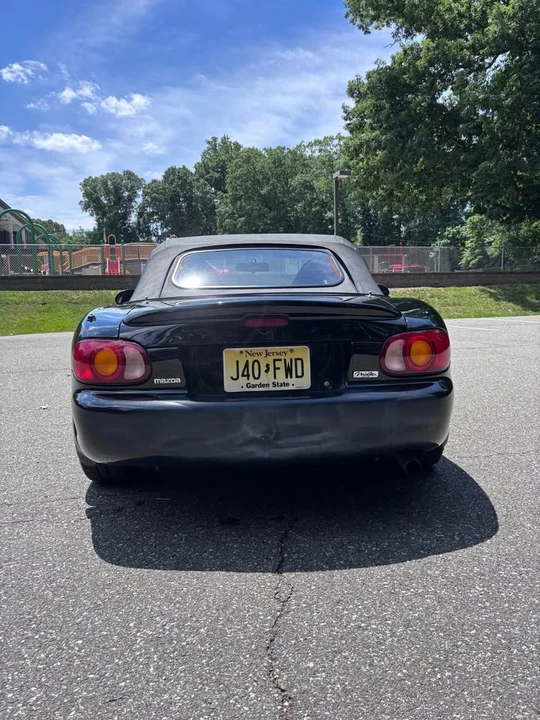 1999 Mazda NB MX-5 Miata - Image 5 of 18