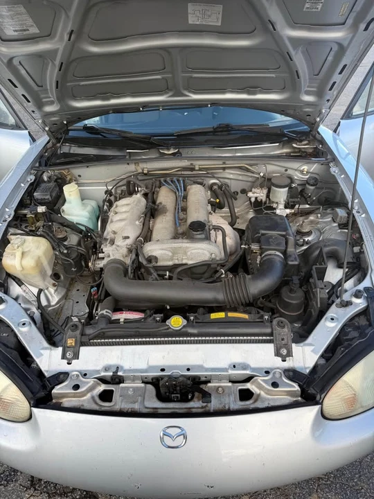 1999 Mazda NB MX-5 Miata - Image 10 of 11
