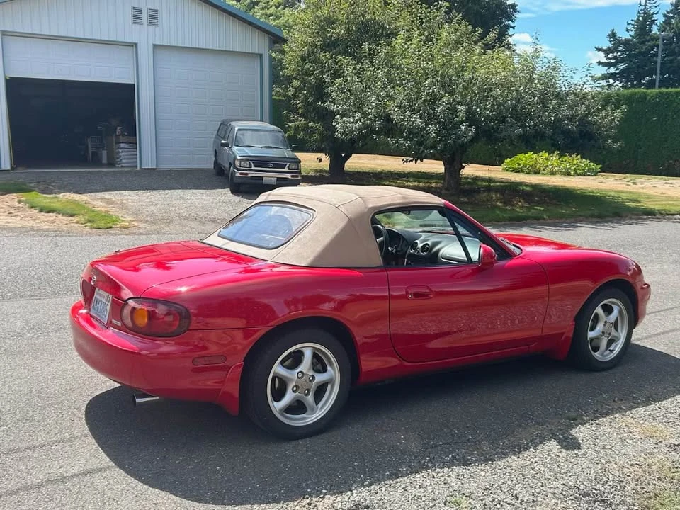1999 Mazda NB MX-5 Miata - Image 4 of 7