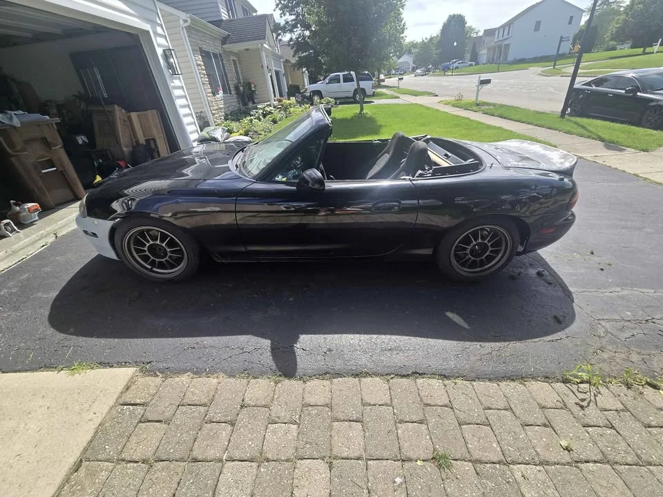 1999 Mazda NB MX-5 Miata - Image 5 of 16