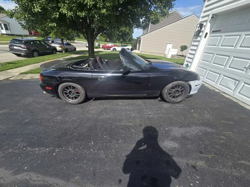 1999 Mazda NB MX-5 Miata - Image 4 of 16