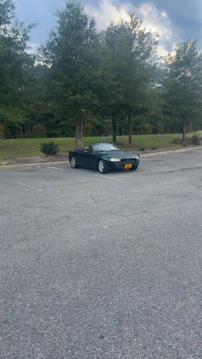 1999 Mazda NB MX-5 Miata - Image 2 of 5