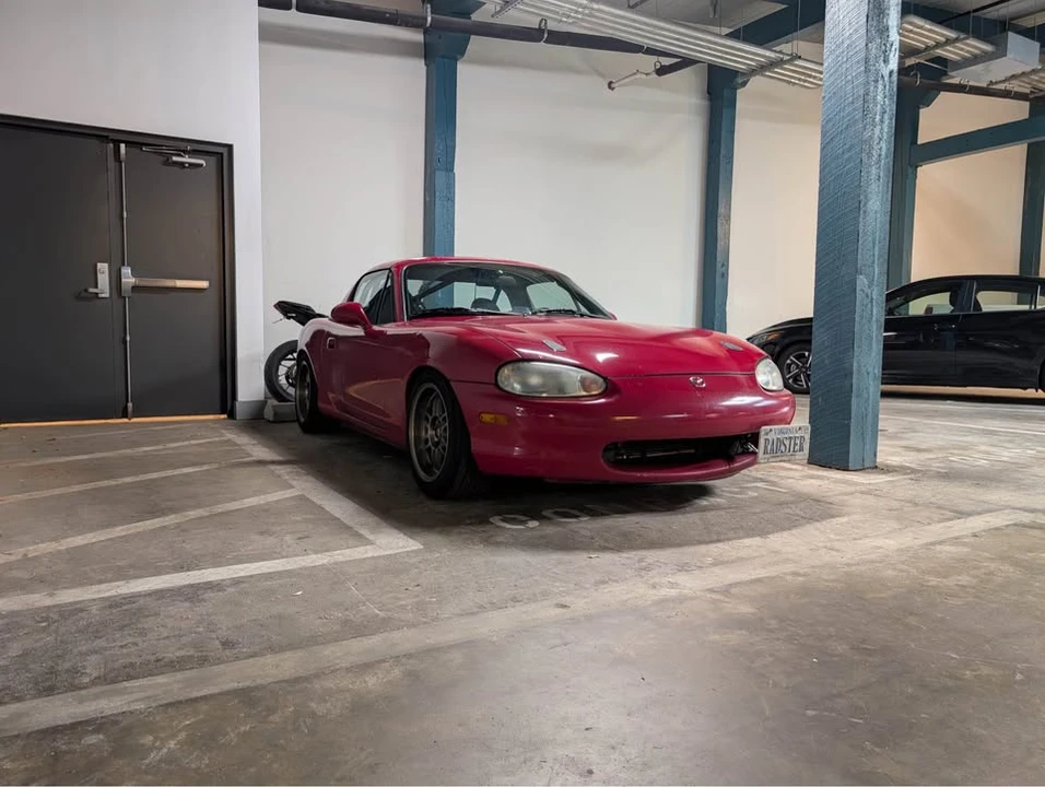 1999 Mazda NB MX-5 Miata - Image 5 of 10