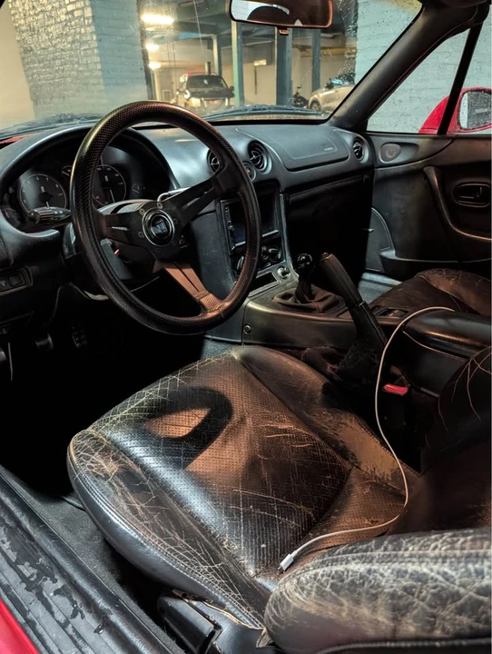 1999 Mazda NB MX-5 Miata - Image 8 of 10