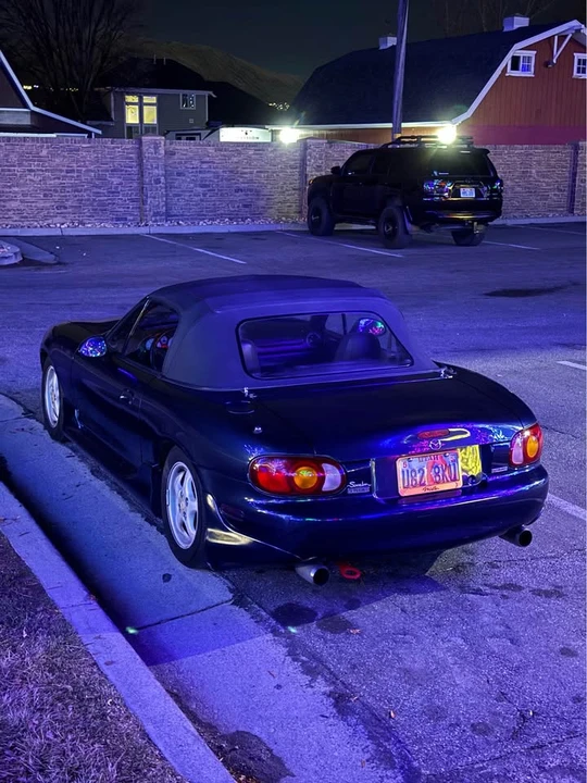 1999 Mazda NB MX-5 Miata - Image 2 of 5