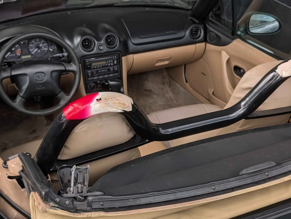 1999 Mazda NB MX-5 Miata - Image 9 of 14