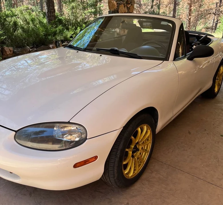 1999 Mazda NB MX-5 Miata - Image 5 of 9