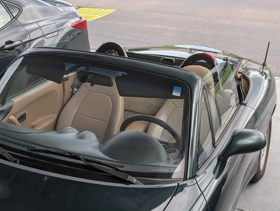 1999 Mazda NB MX-5 Miata - Image 8 of 14