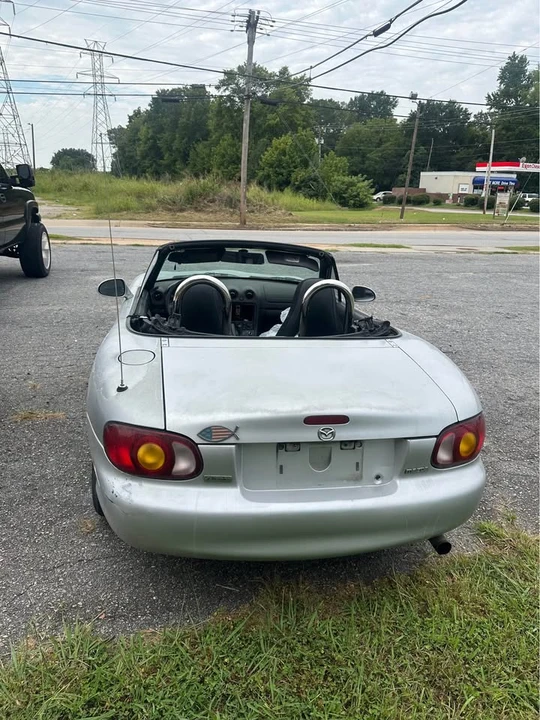1999 Mazda NB MX-5 Miata - Image 5 of 7