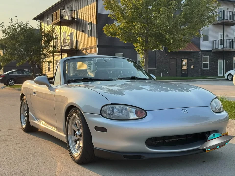 1999 Mazda NB MX-5 Miata - Image 2 of 18