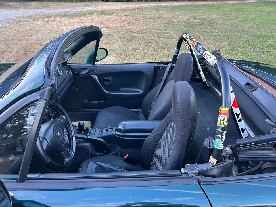 1999 Mazda NB MX-5 Miata - Image 7 of 16