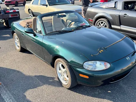 1999 Mazda MX-5 Sport Convertible 2D