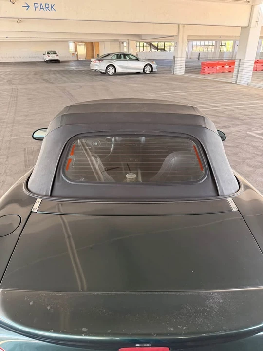 1999 Mazda NB MX-5 Miata - Image 11 of 19