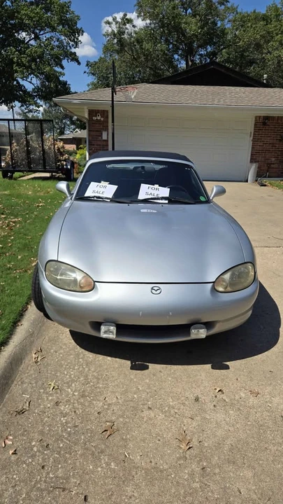1999 Mazda NB MX-5 Miata - Image 2 of 3