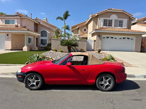 1999 Mazda MX-5 Sport Convertible 2D
