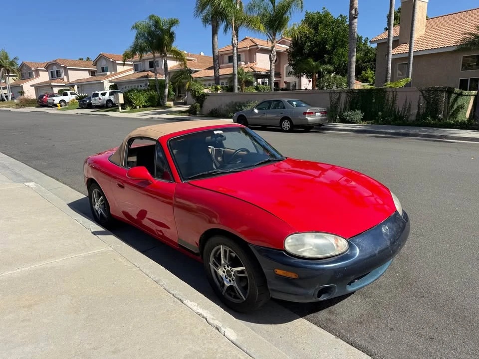 1999 Mazda NB MX-5 Miata - Image 4 of 12