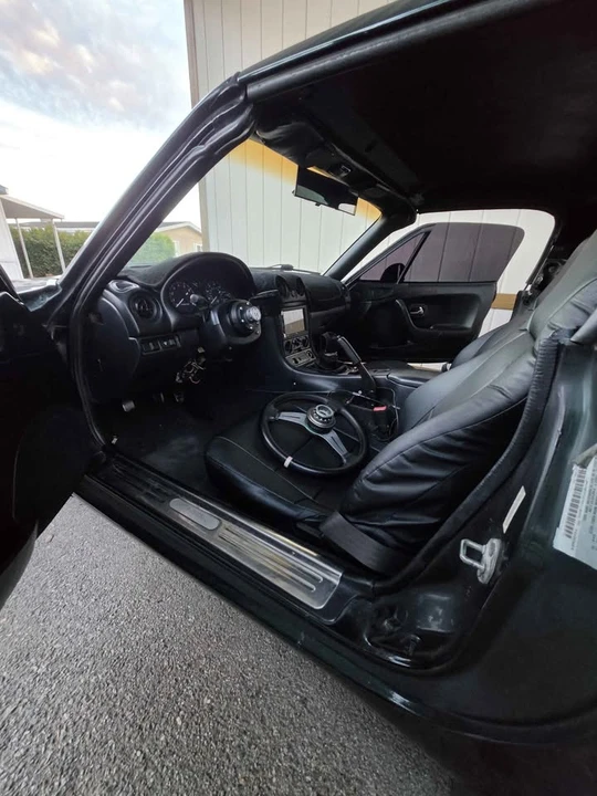 1999 Mazda NB MX-5 Miata - Image 7 of 10
